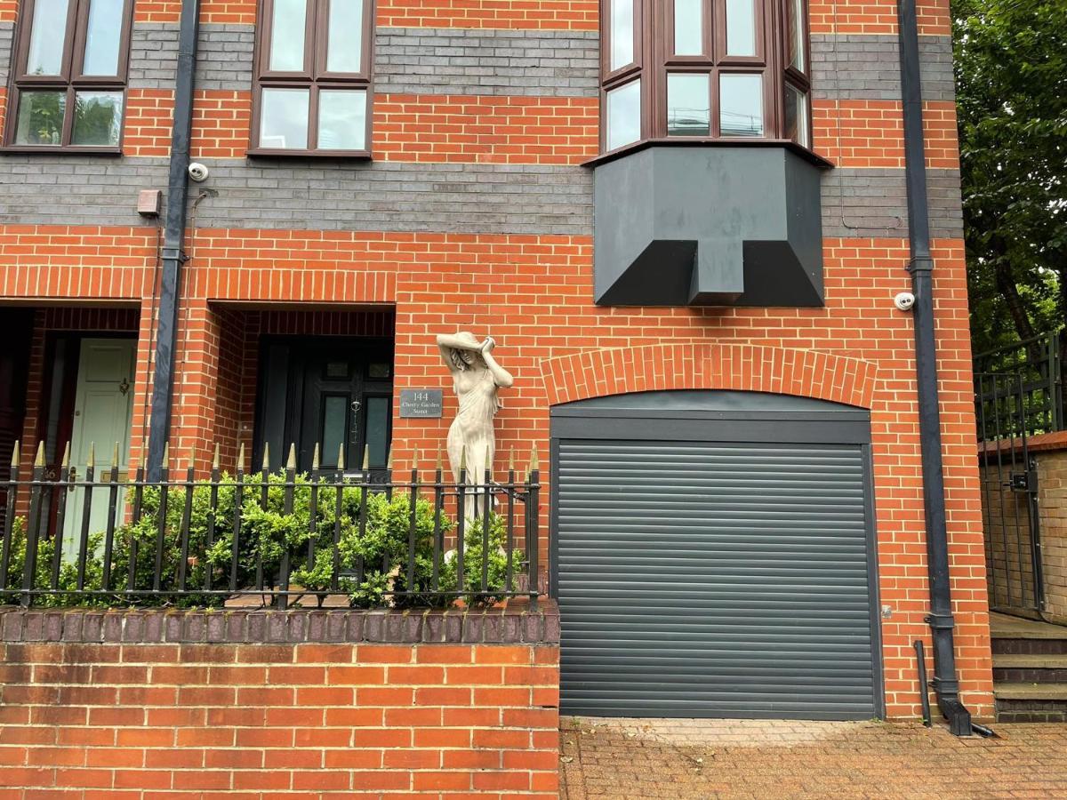 Stylish 1-Bed Studio London Kültér fotó