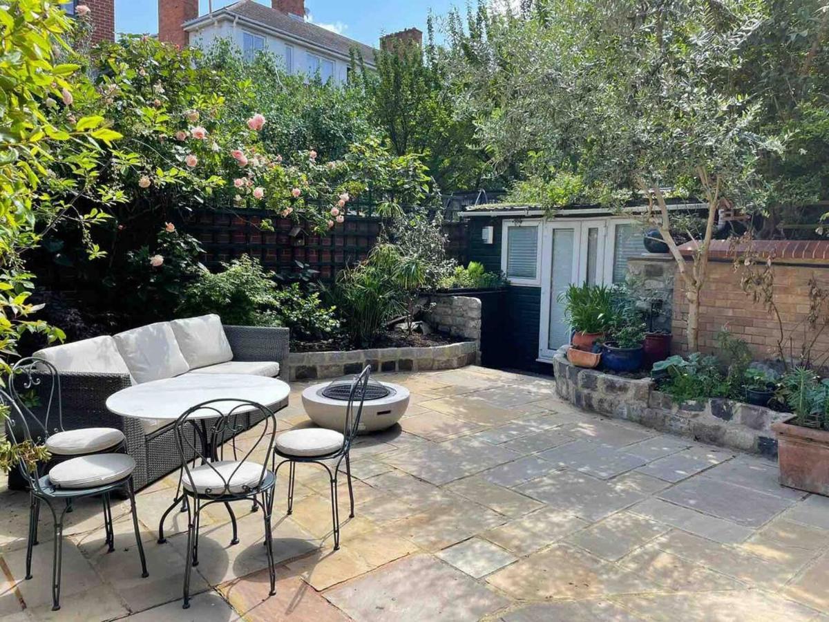 Stylish 1-Bed Studio London Kültér fotó